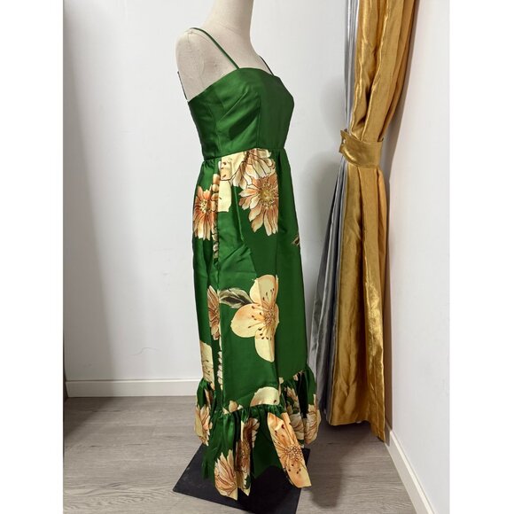 Alemais Sage midi dress is perfect for summer styling - Picture 3 of 11